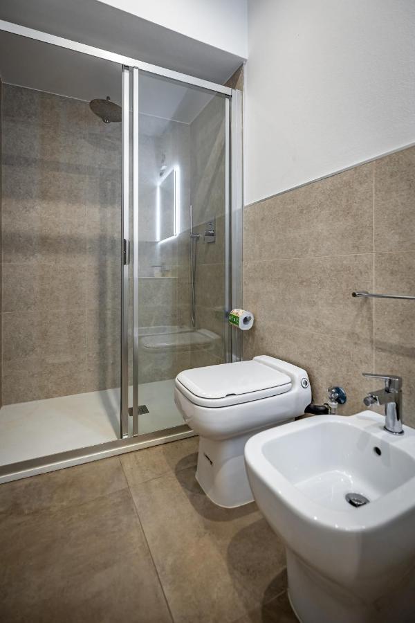 Roommo Via Dei Pilastri Ambra Florence Exterior photo